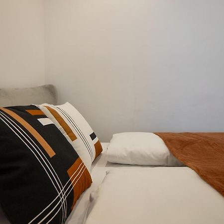 2-Rooms Apartment 10 Min Away From City Center Wiedeń Zewnętrze zdjęcie
